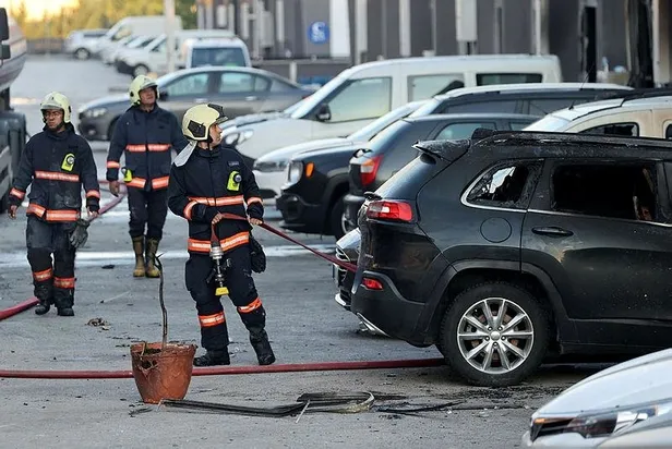 Ankara'da korkutan yangın! Geriye küle dönmüş dükkanlar kaldı-2