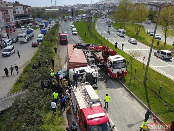 Bursa'da feci kaza: TIR'ın üzerine devrildiği otomobil yandı! Ölü ve yaralılar var... - 6