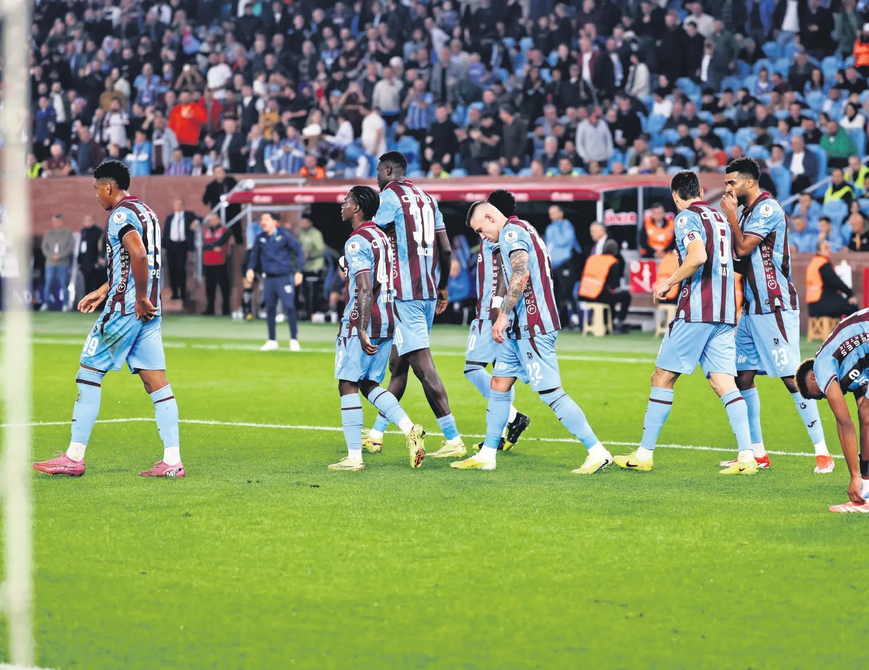 İlk 8’e karşı kayıp