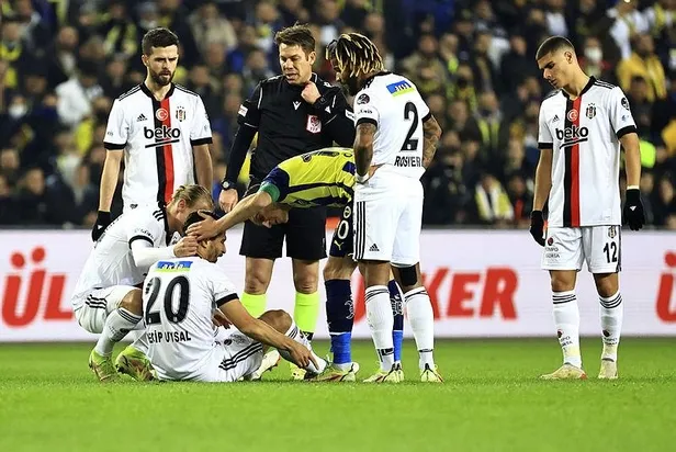 besiktas-fenerbahce-derbisinde-sakatlik-soku-necip-uysal-oyuna-devam-edemedi-1639936108545.jpeg Beşiktaş - Fenerbahçe derbisinde sakatlık şoku! Necip Uysal oyuna devam edemedi...-2