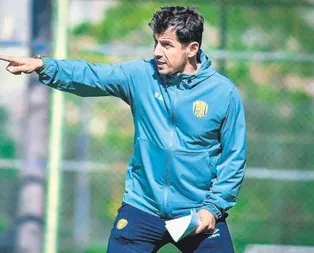 Ankaragücü’nde Belözoğlu gitti