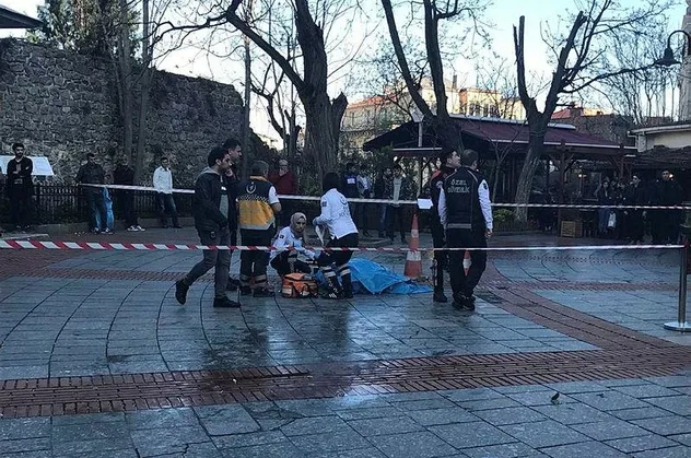 Son dakika: Galata Kulesi'nden düşen kadın hayatını kaybetti