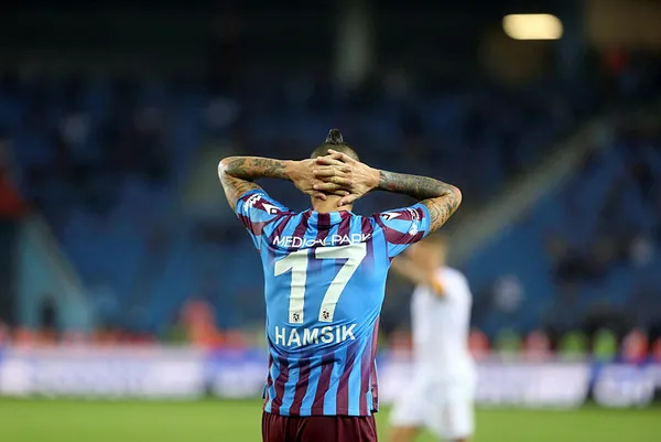 marek-hamsik-fenerbahce-macinda-oynayacak-mi-trabzonspordan-aciklama-geldi-1634219948245.jpg Marek Hamsik Fenerbahçe maçında oynayacak mı? Trabzonspor'dan açıklama geldi-4