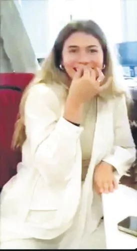 kiskanclik-vahseti-hakan-asilkan-sevgilisi-mihriban-arducu-silahla-katletti-1660427153538.jpeg Kıskançlık vahşeti! Hakan Asilkan sevgilisi Mihriban Arduç’u silahla katletti-15