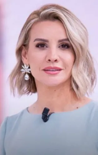 Esra Erol'da büyük kavuşma! Oğuzhan 30 yıl sonra ailesiyle bir arada...
