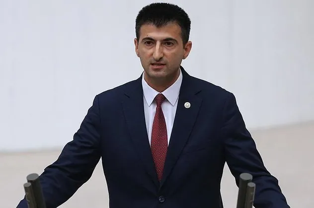 CHP'de yer yerinden oynayacak! İzmir Milletvekili Mehmet Ali Çelebi olay mektubu paylaştı