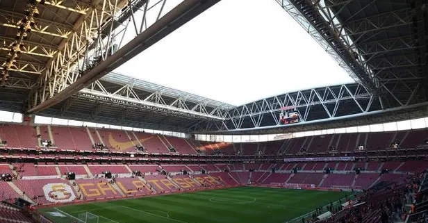 6 ay sonra Galatasaray taraftarı alınacak: Doğu Tribünü’nde 7 kişilik loca 24 bin 500 liradan satılıyor