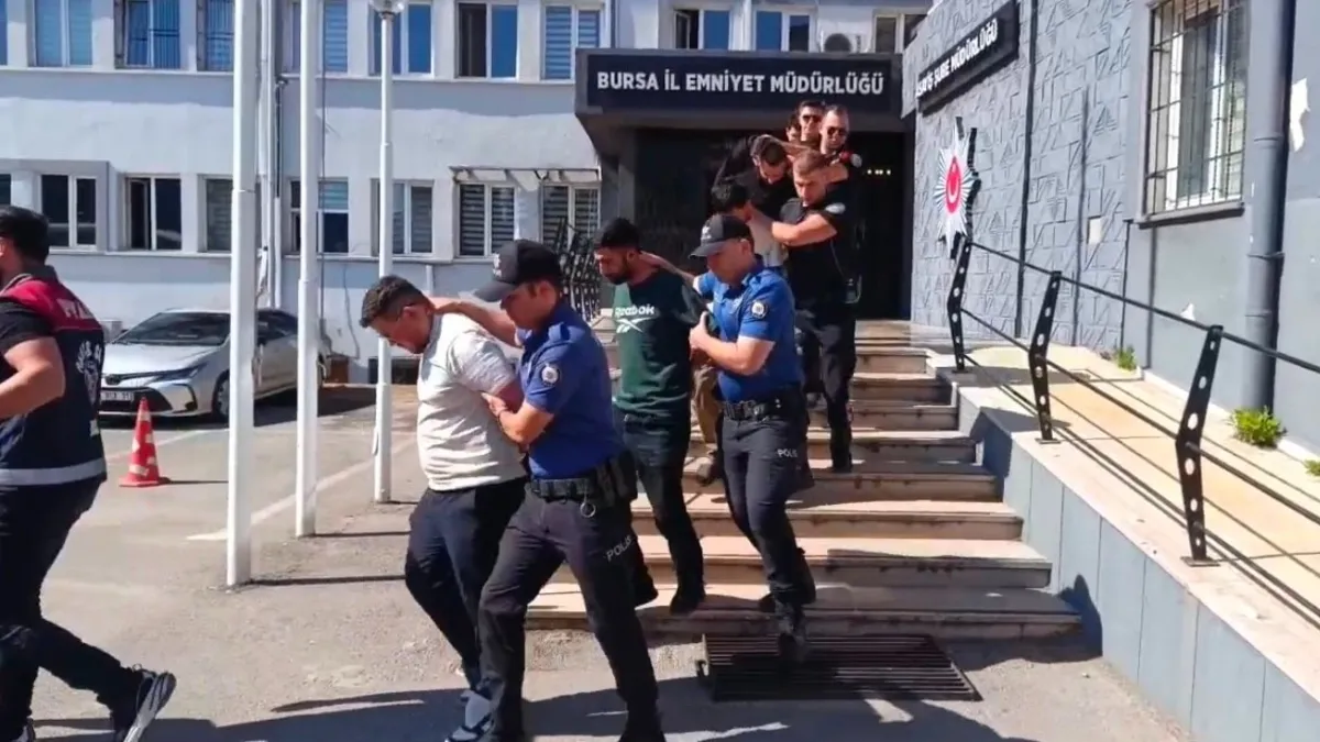 Bursa'da sahte polis çetesi çökertildi: 6 tutuklama, 100 milyonluk vurgun