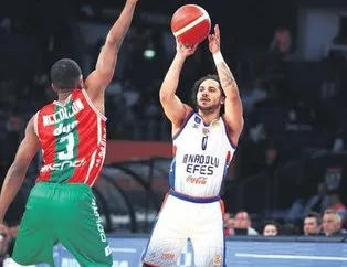 Anadolu Efes zafer ile başladı