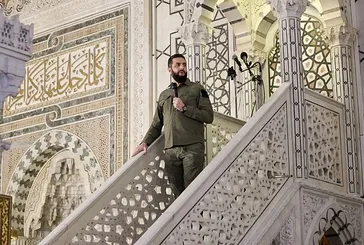 Şara’dan Emevi Camisi’nde kardeşlik mesajı!