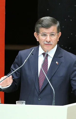 Davutoğlu çöktü Babacan'a az kaldı!