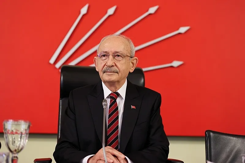 devlet-bahceliden-hem-ozgur-ozele-hem-kilicdarogluna-elestiri-adim-adim-bolunme-geliyor-1781243187595.jpeg Devlet Bahçeli'den hem Özgür Özel'e hem Kılıçdaroğlu'na eleştiri: Adım adım bölünme geliyor-3