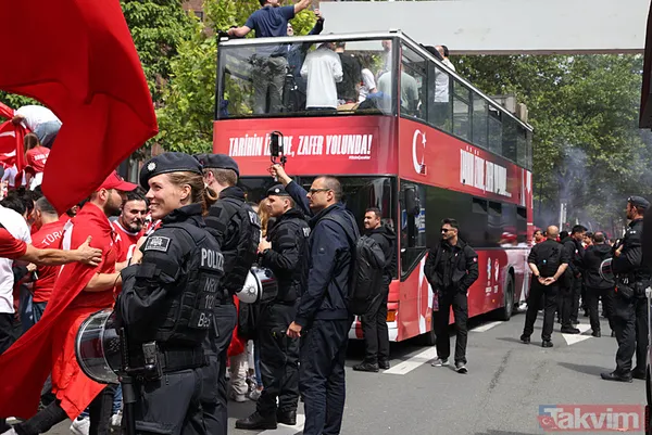 Türkiye-Portekiz maçı öncesi Türk taraftarlar Dortmund'u adeta kırmızı beyaza boyadı | Filistin yine unutulmadı - 32
