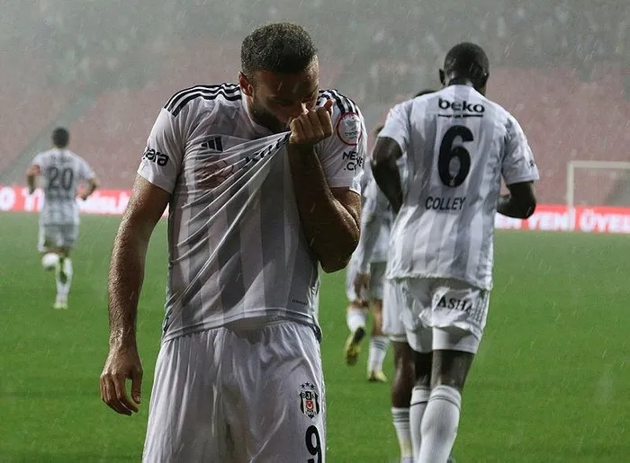 besiktas-zorlu-samsunspor-deplasmanindan-3-puanla-ayrildi-iste-macta-yasananlar-1701010621828.jpeg Beşiktaş zorlu Samsunspor deplasmanından 3 puanla ayrıldı! İşte maçta yaşananlar...-4