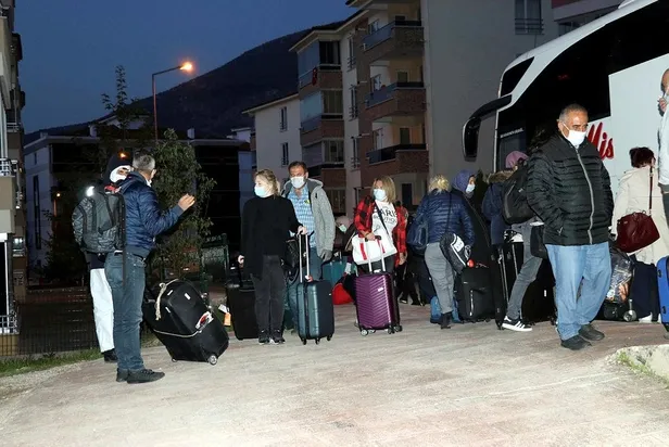 AFAD'dan son dakika açıklaması: Yurtlarda karantinaya alınanlardan 32 bin 763'ü tahliye edildi-2