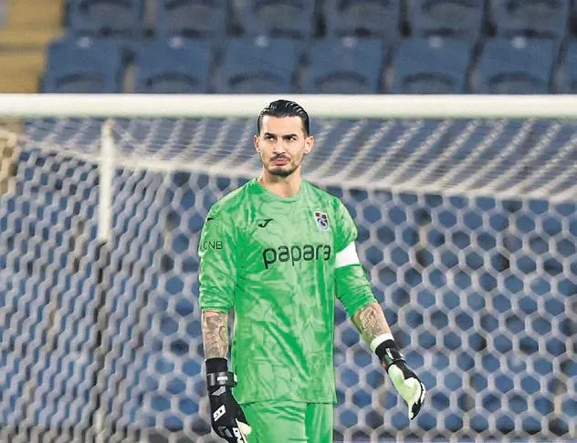 Kaptan yine gemisini kurtardı