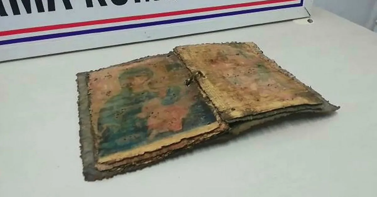 Bursa Da Bin Yillik Incil Bulundu Takvim