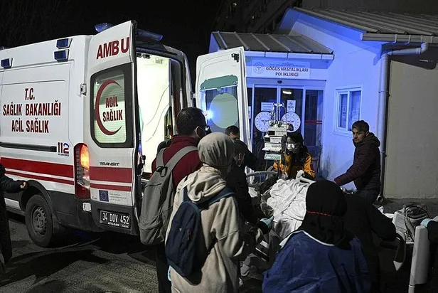 uskudarda-bulunan-sultan-abdulhamid-han-egitim-ve-arastirma-hastanesinde-yangin-cikti-1679626170170.jpeg Üsküdar'da bulunan Sultan Abdülhamid Han Eğitim ve Araştırma Hastanesi'nde yangın! Valilik açıkladı: Bir hasta hayatını kaybetti-5