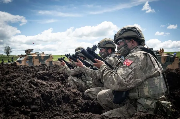 Şanlı Türk askeri, NATO'nun dilinde: "Bu adamlara bulaşır mıydınız? Hayır, biz de bulaşmazdık"