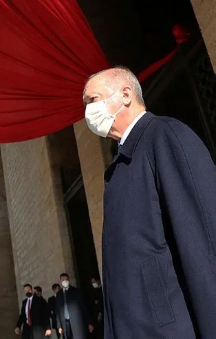 Başkan Erdoğan'dan saat 09.05'te 'Atatürk' paylaşımı