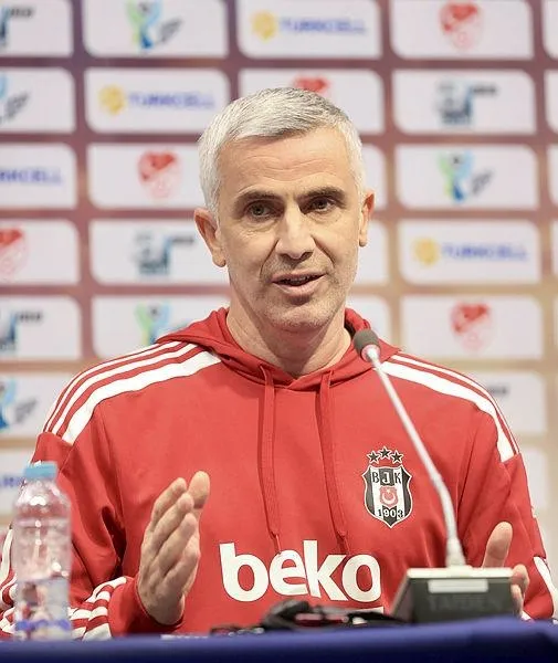 katarda-super-kupa-macinda-besiktas-ve-antalyaspor-karsilasacak-buyuk-bulusma-atvde-naklen-yayinlanacak-1641335769909.jpeg Katar'da Süper Kupa maçında Beşiktaş ve Antalyaspor karşılaşacak! Büyük buluşma ATV'de naklen yayınlanacak-7