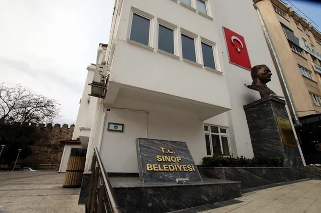 CHP'li Sinop Belediyesi çiftliğe dönmüş! Aynı soyisimden 3 müdür