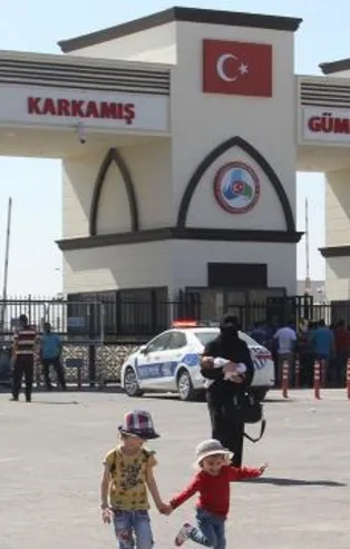 Terör örgütü PKK/PYD Karkamış'ı hedef aldı