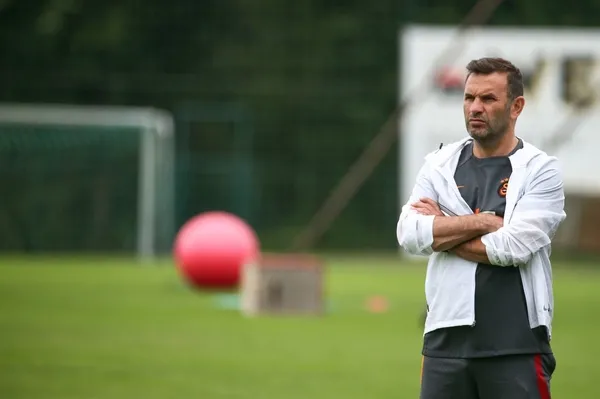 galatasaray-teknik-direktoru-okan-buruk-aciklamalarda-bulundu-seferovic-mohamed-1658237345193.jpg Galatasaray Teknik Direktörü Okan Buruk açıklamalarda bulundu! Seferovic, Mohamed...-2