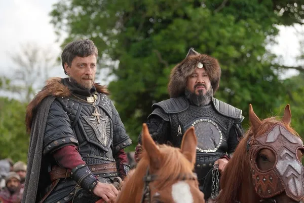 osman-bey-tekfur-valens-ve-naymanla-karsi-karsiya-iste-kurulus-osman-128-bolumunden-ipuclari-1685461660338.jpg Osman Bey, Tekfur Valens ve Nayman’la karşı karşıya! İşte Kuruluş Osman 128. bölümünden ipuçları...-7