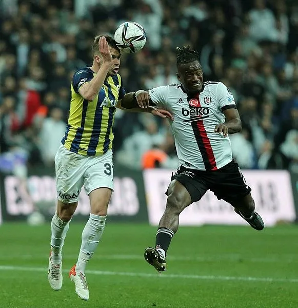besiktasla-berabere-kalan-fenerbahce-yenilmezlik-serisini-12-maca-cikardi-1652047702985.jpeg Beşiktaş’la berabere kalan Fenerbahçe yenilmezlik serisini 12 maça çıkardı-8