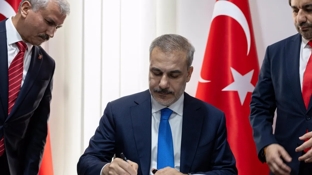 Dışişleri Bakanı Hakan Fidan Cezayir'de Oran Başkonsolosluğu'nu açtı