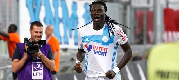 Gomis imzayı attı