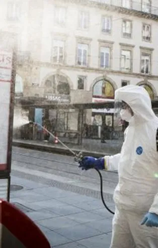 Fransa'da son 24 saatte 21 bin 231 yeni tip koronavirüs vakası