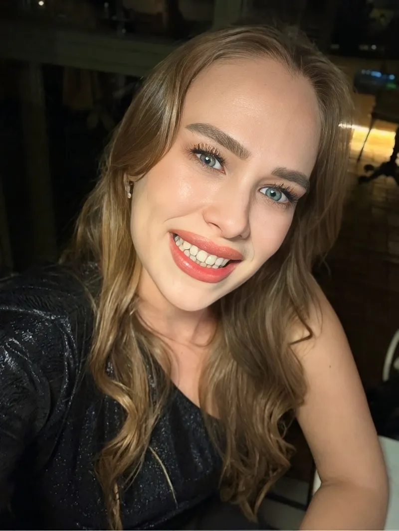 taze-anne-begum-onerden-minik-kiziyla-yeni-paylasim-1776514403770.jpg Taze anne Begüm Öner'den minik kızıyla yeni paylaşım-4