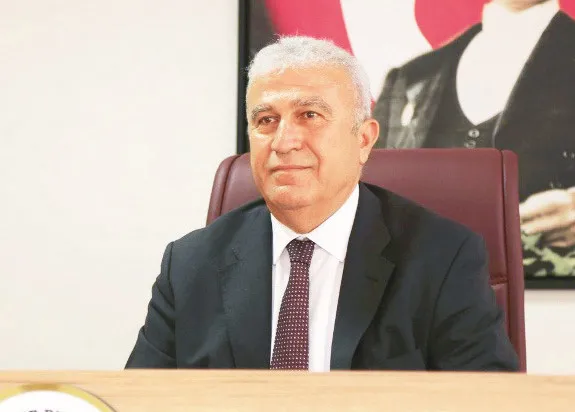 Aydın'ın Efeler Belediye Başkanı CHP'li Mehmet Fatih Atay CHP belediyeciliğini eleştirdi: Belediyeyi organize soymuşlar-1