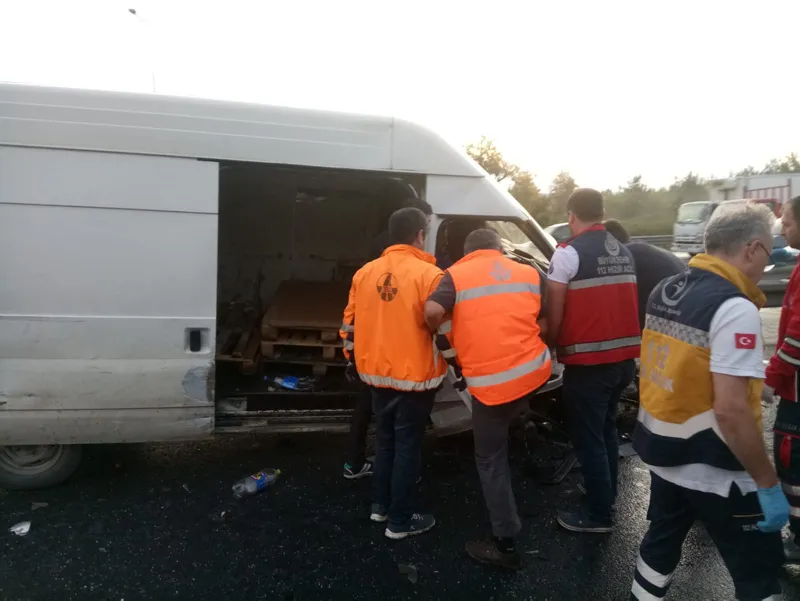 TEM'de can pazarı!  Yaralılar var... - 10