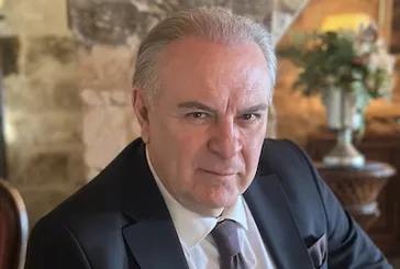 Usta oyuncu Burak Sergen Kuruluş kadrosunda!