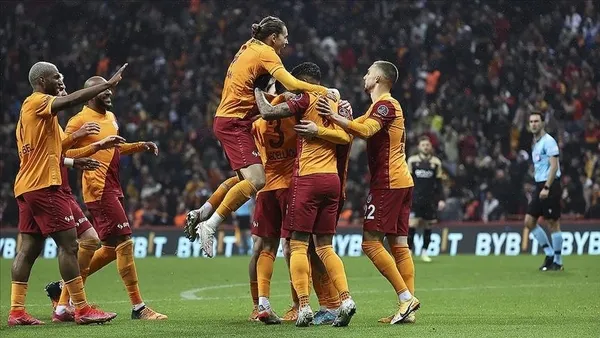 galatasarayin-zalgirisi-elemesi-halinde-rakibi-belli-oldu-haydi-aslan-bitir-bu-isi-1690941467764.jpeg