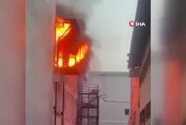 Adana’da mobilya imalathanesinde yangın