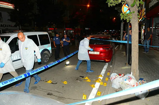 Eskişehir'de silahlı kavga! 1'i ağır 3 yaralı