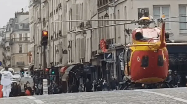 Son dakika: Paris Emniyet Müdürlüğü'nde bıçaklı saldırı: 4 ölü-3