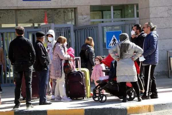 Akın akın geliyor: Van'a 1 ayda 18 bin turist geldi, ekonomiye 100 milyon TL katkı sağladı-4