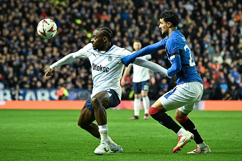 Fenerbahçe'nin yıldızı için 40 milyon euro! Dev takımlar sıraya girdi - 1