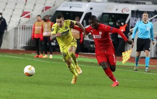 Sivasspor Villarreal’e yenildi! Gruptan çıkma şansını İsrail’e bıraktı-2