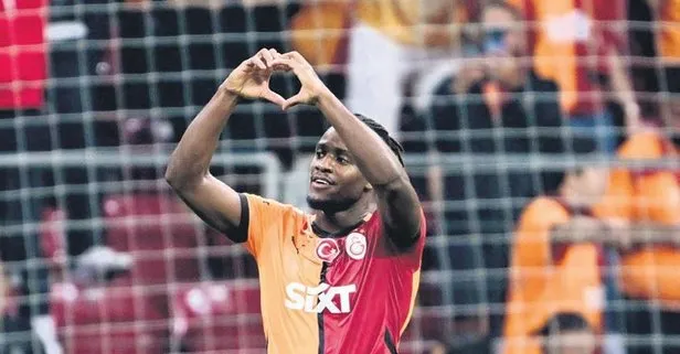 Her saat başı atıyor