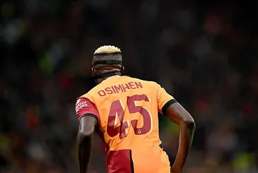 Victor Osimhen'den Galatasaray taraftarlarını mutlu edecek açıklama: Hiçbir teklifle ilgilenmiyorum