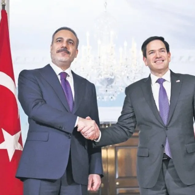 Engeller kalkıyor