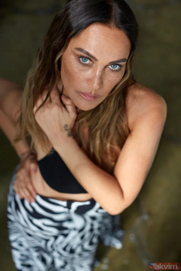 EDHO’nun Hızır Çakırbeyli’siydi! Hülya Avşar kendisini ısıran Oktay Kaynarca’yı “Deli bu ya” deyip paylaştı! İkili ortalığı salladı - 5