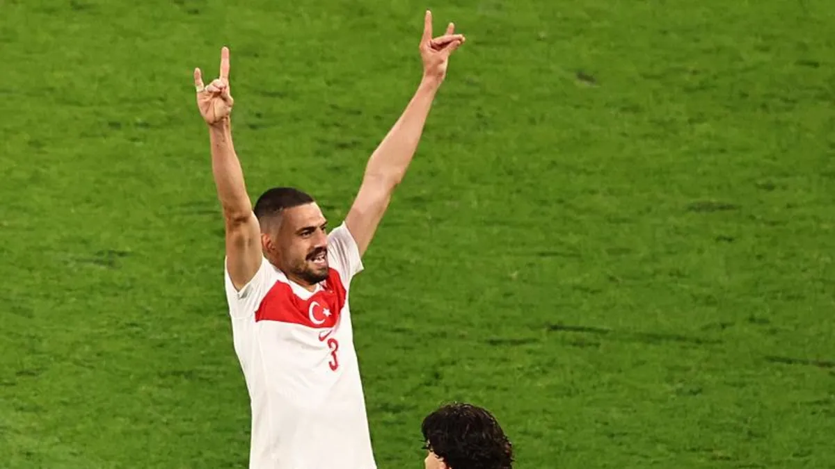 Dün İtalyan bugün Alman! Merih Demiral'ın yaptığı bozkurt işareti Türk düşmanlarını ortaya çıkardı