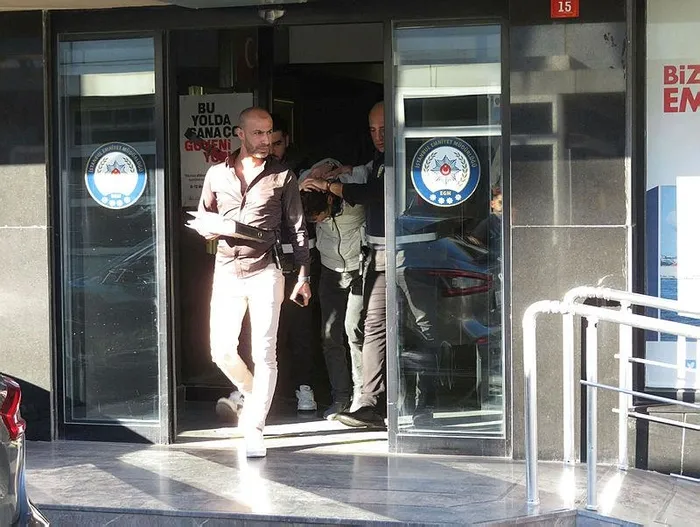 Kadıköy'de öğrenci servisini kaçırmıştı! O şüpheli tutuklandı-8